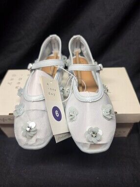 A New Day Floral Mesh Mary Jane Flats Women's Size 6,6.5,& 7.5White Blue NWT